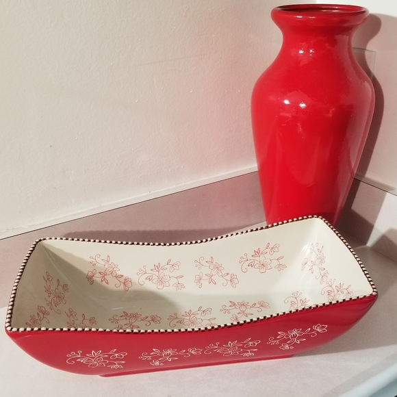 3 QT Temptations baker/server - Picture 2 of 9